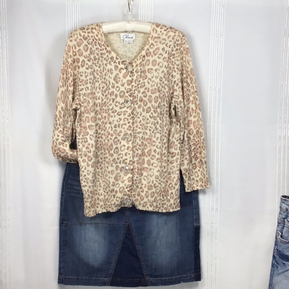 Chaus Leopard Print Silk Angora Blend 3/4 Sleeve Crystal Button Cardigan Sz.L - Picture 9 of 10
